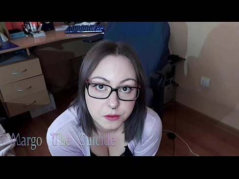 ❤️ Moza sexy con lentes chupa un consolador profundamente ante a cámara ❌ Follar en % gl.prendiporno.ru % ﹏